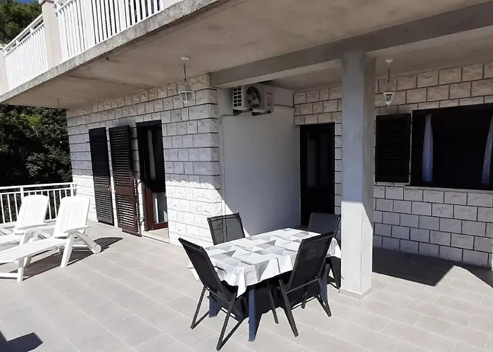 Classic Apartamento Zrnovo