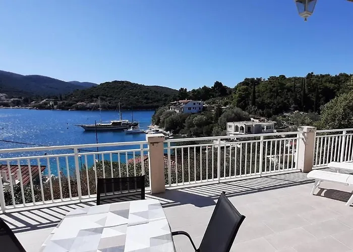 Classic Apartamento Zrnovo