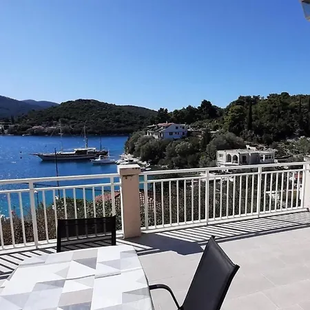 Classic Apartman Zrnovo